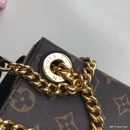 AAA Replica Ru SURENE Vuitton BB Louis 0809